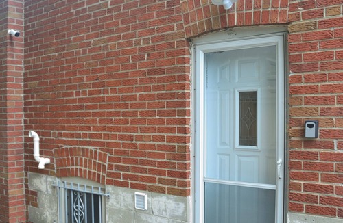 Wexford House | Cozy bright private basement apartment in the heart of Scarborough
