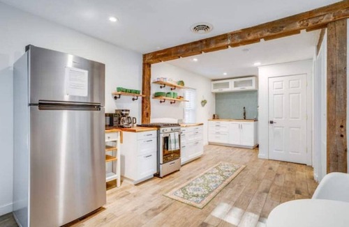 Stowe House | Cozy Bungalow Home in the Heart of Stowe Village