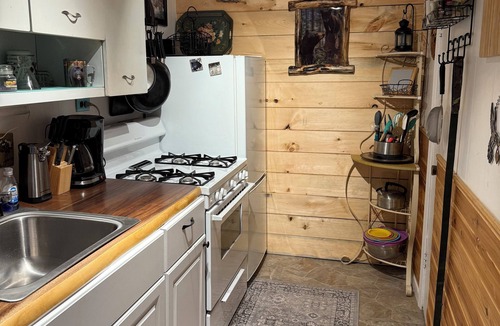 Galeton Cabin | Cozy cabin Close to Cherry Springs and Pa Grand Canyon