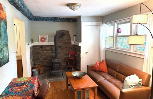 Williamsburg Cabin | Cozy cabin in a peaceful location