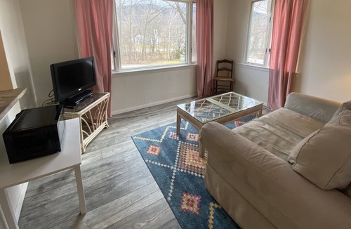 East Dorset Cabin | Cozy Cabin in Green Mountains