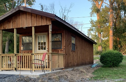 Cayuga Cabin | Cozy Cabin on the Cayuga-Seneca River with Lake access $152/night.