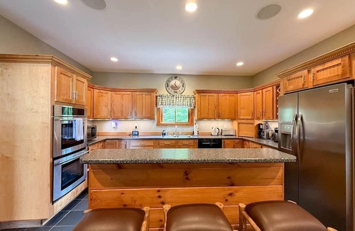 Center Lovell Cabin | Cozy Cabin with Movie Theater & Hot Tub Escape in Lovell, Maine