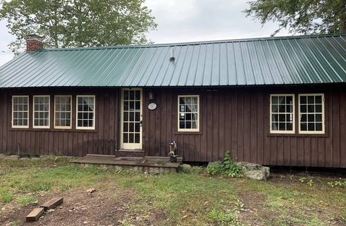 Meredith Cottage | Cozy Camp on Lake Winni