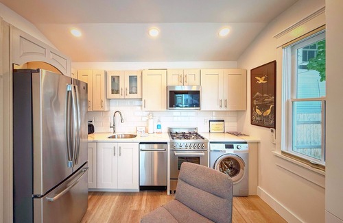 Provincetown Cottage | Cozy Cape Cod Cottage in Provincetown