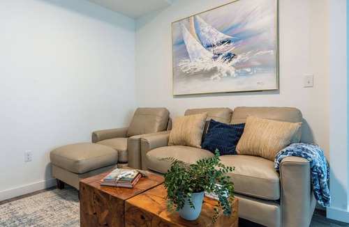Kennebunk Condo | Cozy Contemporary River's Edge Retreat