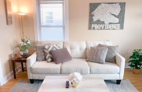 Pawtucket Apartment | Cozy, Convenient 3 Bed Apartment near Providence!