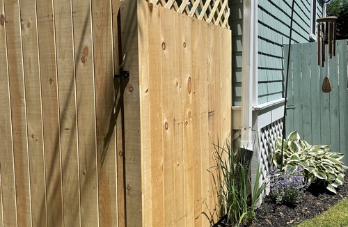 Middletown Cottage | Cozy Cottage 1.5 mi. To Third Beach.nnn