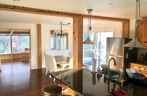Kennebunk Cottage | Cozy Cottage 1 m to Dock Sq.beaches ESCAPE THE SUMMER HEAT AT THE COOL COAST!