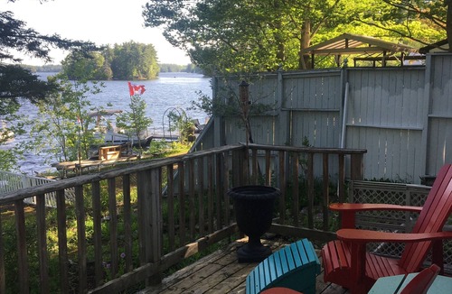 Tay Valley Cottage | Cozy cottage on a spring fed lake in the picturesque Ottawa Valley.
