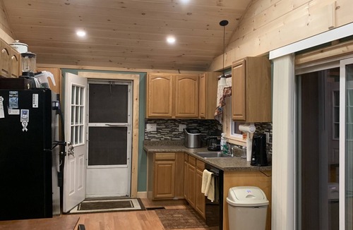 East Wakefield Cottage | Cozy cottage on Belleau Lake!