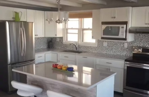 Charlestown Cottage | Cozy cottage on the water