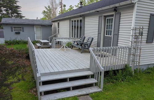 Naples Cottage | Cozy Creek Cottage, situated between the beautiful rolling hills of Italy, NY