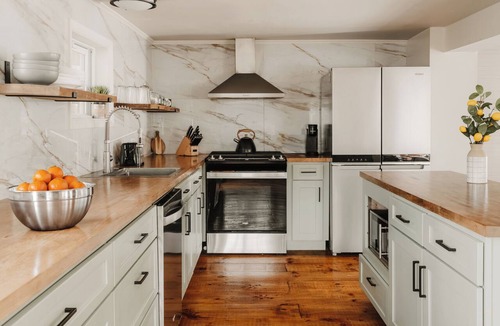 Haines Falls House | Cozy Creekside Retreat-Minutes to Hunter Mountain -Arcade, Fire Pit, BBQ