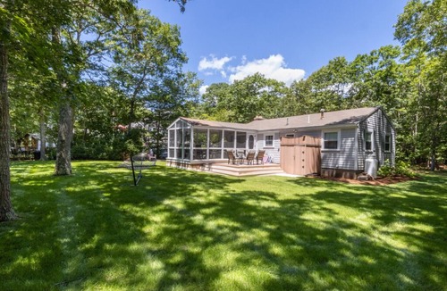 East Falmouth Cottage | Cozy East Falmouth Cottage on the Seacoast Shores