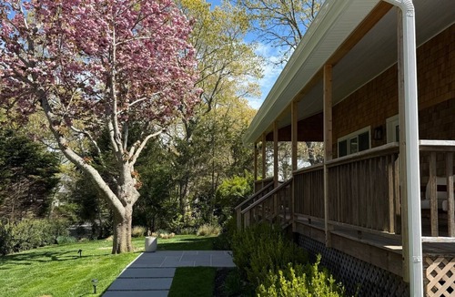 East Hampton North House | Cozy East Hampton Home