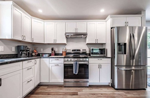 Raymond House | Cozy Family Home w/Beach Access