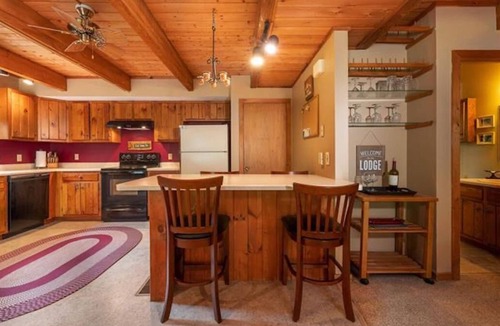 Intervale Condo | Cozy Family-Sized Condo Close To Everything