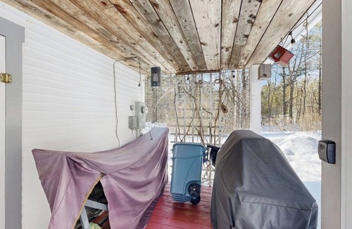 Cavendish House | Cozy farmhouse w/mountain views, woodstove, bbq, cable, close to Okemo, w/d