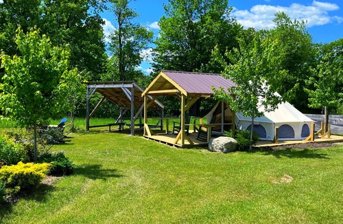 Turner Cabin | Cozy Glamping Tent at Farm Stay in Maine