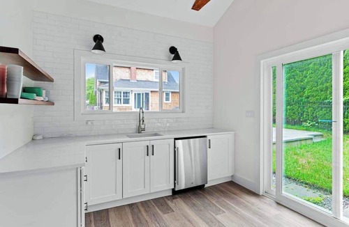 Greenport West House | Cozy Greenport Cottage