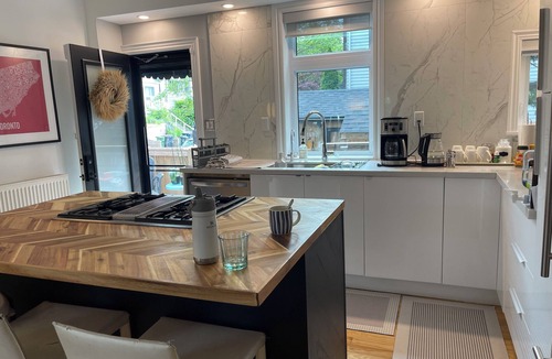 Greenwood - Coxwell House | Cozy Home Away from Home, Toronto - Leslieville