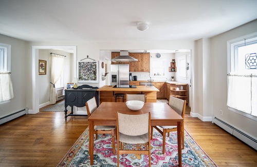 Stonington House | Cozy Home. Just a few minutes walk into beautiful, historic Stonington Borough.
