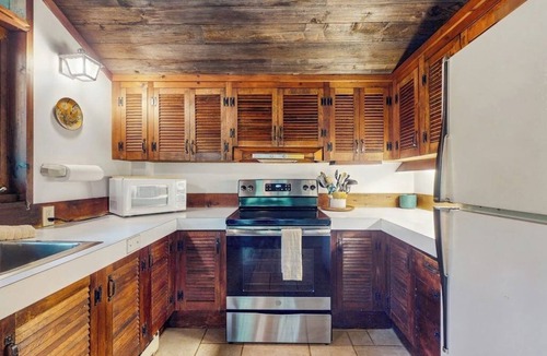 Killington House | Cozy house in woods w/balcony, bonus room, creek