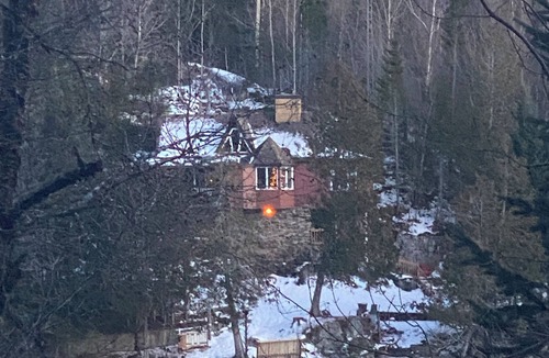 Lac-des-Plages Ski Chalet | Cozy Lakeview Chalet in the Laurentian's.
