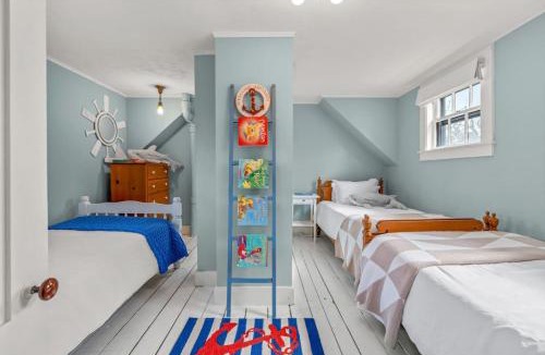 East Harwich House | Cozy Large Home in Harwich with Patio near Wequassett Resort