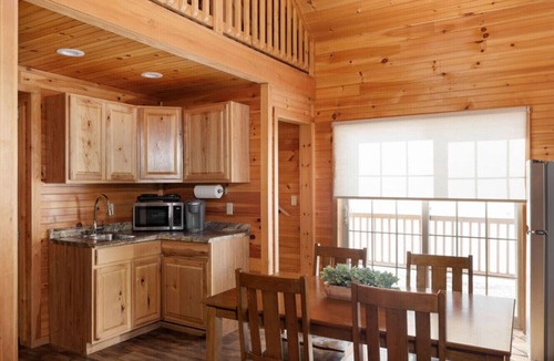 Bethlehem Cabin | Cozy Log Cabin Loft White Mountains Escape