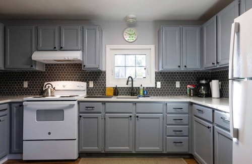 Northwest Harwinton Apartment | Cozy Modern Farmhouse Private Apt - 3 Beds