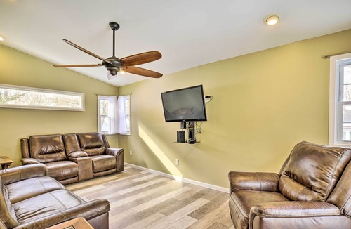 Town of Richmond Cottage | Cozy New York Retreat Near Skiing & Golfing!