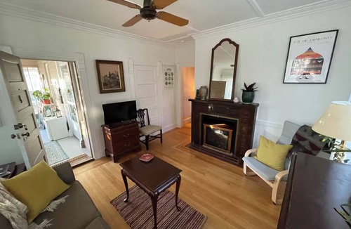 Bellevue Avenue Historic District Apartment | Cozy Newport Studio, steps to Cliff Walk, Beaches & Downtown