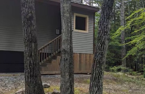 Bridgton House | Cozy, Private 1-bedroom house with stream frontage in tranquil Bridgton with AC