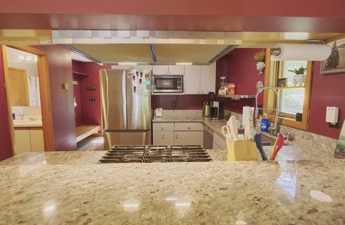 Campton House | Cozy Private Single Family Home, Campton NH-MV118C