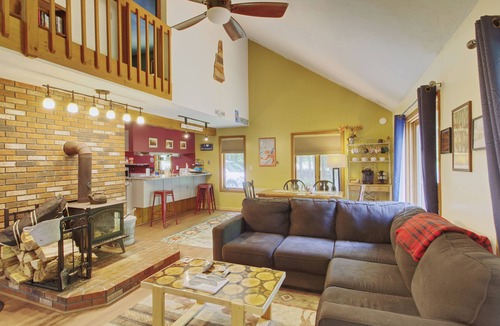 Campton House | Cozy Private Single Family Home, Campton NH-MV118C