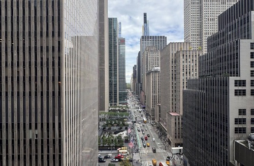 Midtown Apartment | Cozy room in a 3-bedroom apartment in wonderful New York near vibrant city life