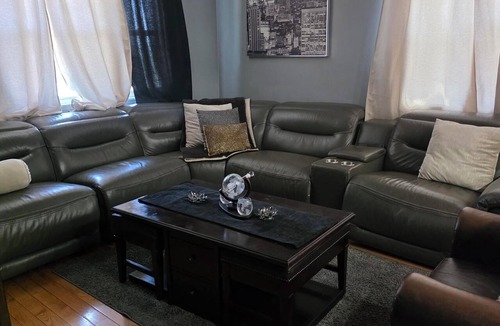 Dunwoodie House | Cozy room in a private home Close to New York City 5 minutes from Empire Casino