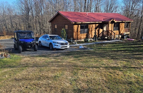Lakewood Cabin | Cozy Rustic Cabin, 2023 new, Northern Poconos Free air, water, peace and quiet