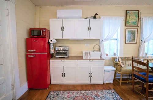 Sandwich Cottage | Cozy Schoolhouse in charming Sandwich with WiFi, AC