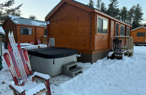 Bethel House | Cozy ski cabin #1, Hot Tub , 2 bedroom