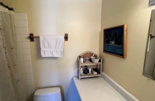 West Dover Ski Chalet | Cozy & Spacious Ski Condo 1 mile from Mount Snow VT