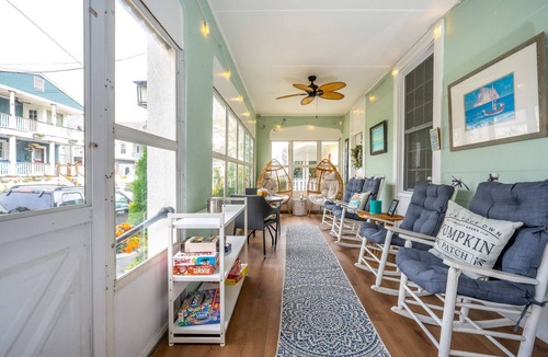 Ocean Grove Apartment | Cozy Studio 2 Blocks to Beach & Main Ave | Full Kitchen | Near Asbury Boardwalk