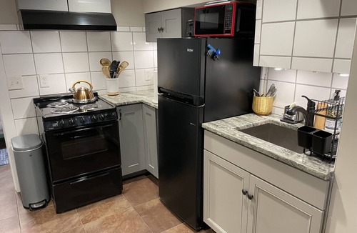 Stratford Apartment | Cozy Studio/apartment