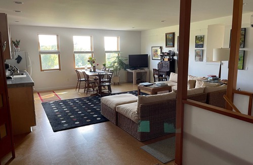 Salem Apartment | Cozy studio in a scenic hilltop location in charming Salem, NY