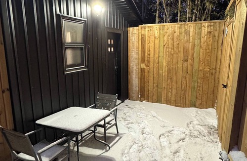 Jacksons Point Apartment | Cozy Studio Retreat in Scenic Georgina, Canada
