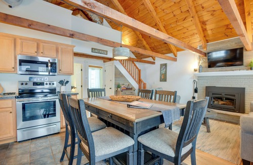 Tuftonboro House | Cozy Tuftonboro Escape: Steps to Private Beaches!