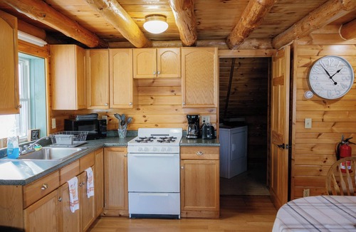 Wheelock Cabin | Cozy Vermont Cabin