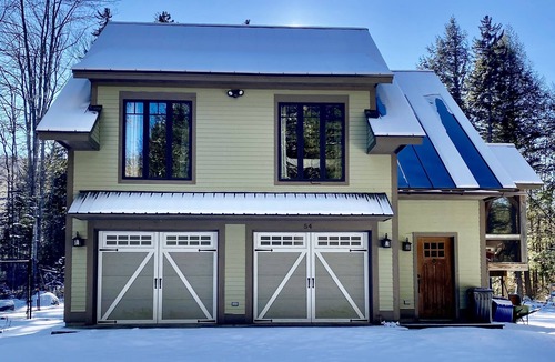 Stratton House | Cozy Vermont Home Near Mount Snow & Stratton